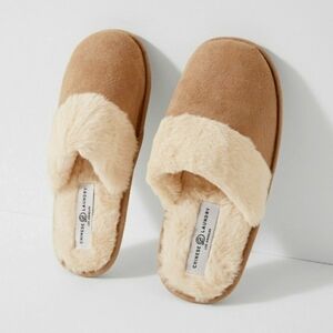 Chinese Laundry Faux Fur Slippers XS/S (NEW IN BAG)